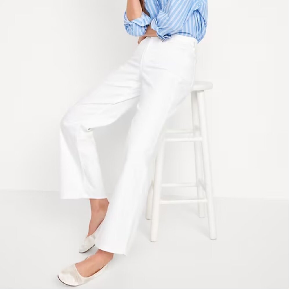 High-Waisted Wow White-Wash Wide-Leg Jeans, Size 10 short, Never Worn!